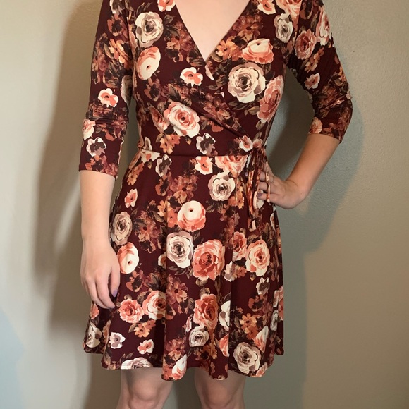 Floral Print Dress - Picture 2 of 5
